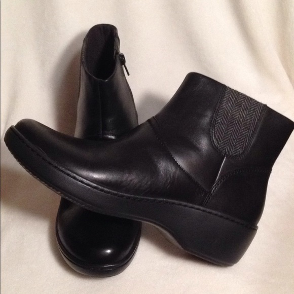 clarks women's delana joleen boot